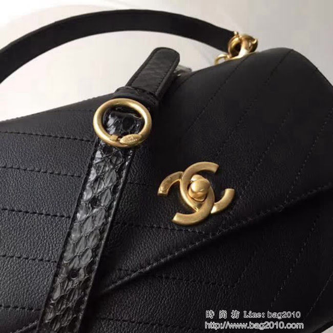 香奈兒CHANELChane Handle 新品復古設計 正品打版原版皮配水蛇皮手提斜挎包 DSC1123